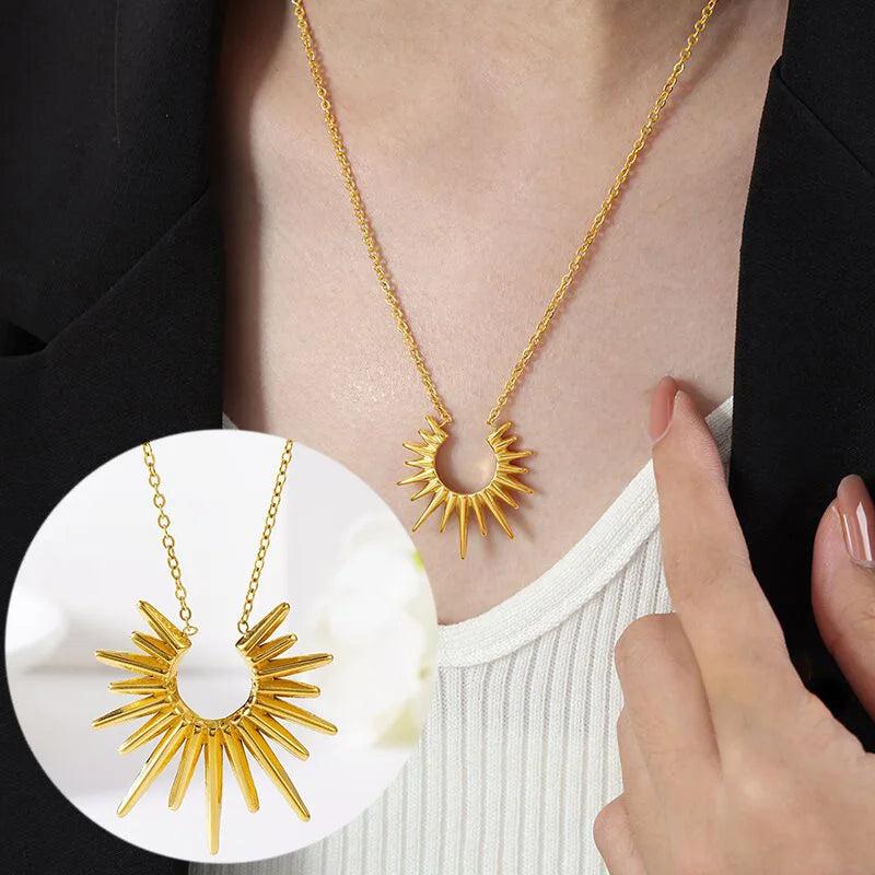 Stainless Steel CZ Crystal Sunflower Pendant Necklace For Women Round Solar Sun Charm Fashion Jewelry Retro Necklace Collar