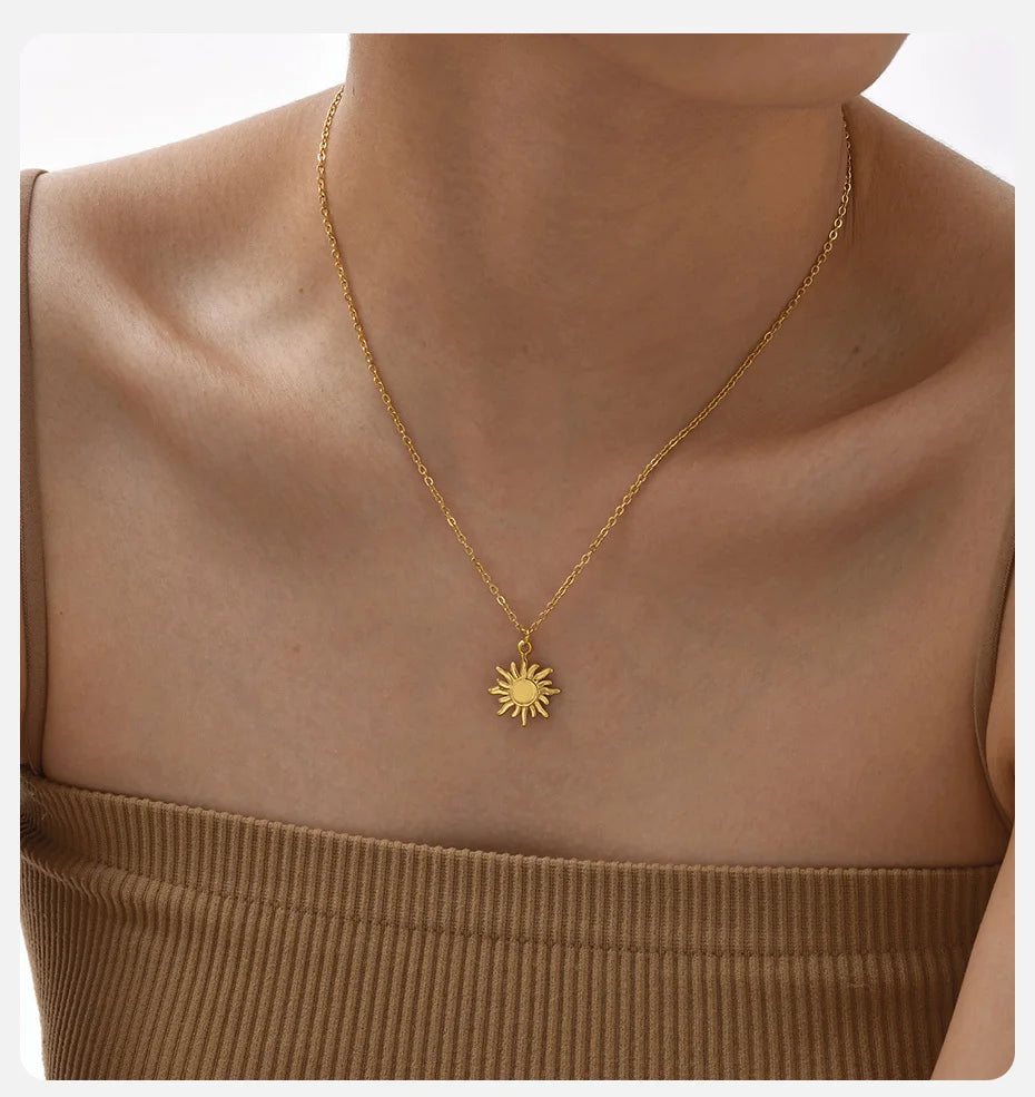 Vnox Gold Plated Shining Sunflower Necklace For Women,Stainless Steel  Aesthetic Jewelry,Fashion Sun Pendent Necklace Girls Gift