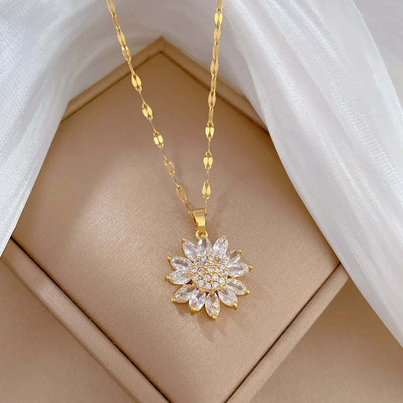 Luxury Zircon Sunflower Pendant Necklace for Women Gold Color Metal Full Zircon Sunflower Necklace Couple Wedding Jewelry