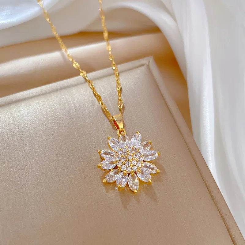 Luxury Zircon Sunflower Pendant Necklace for Women Gold Color Metal Full Zircon Sunflower Necklace Couple Wedding Jewelry