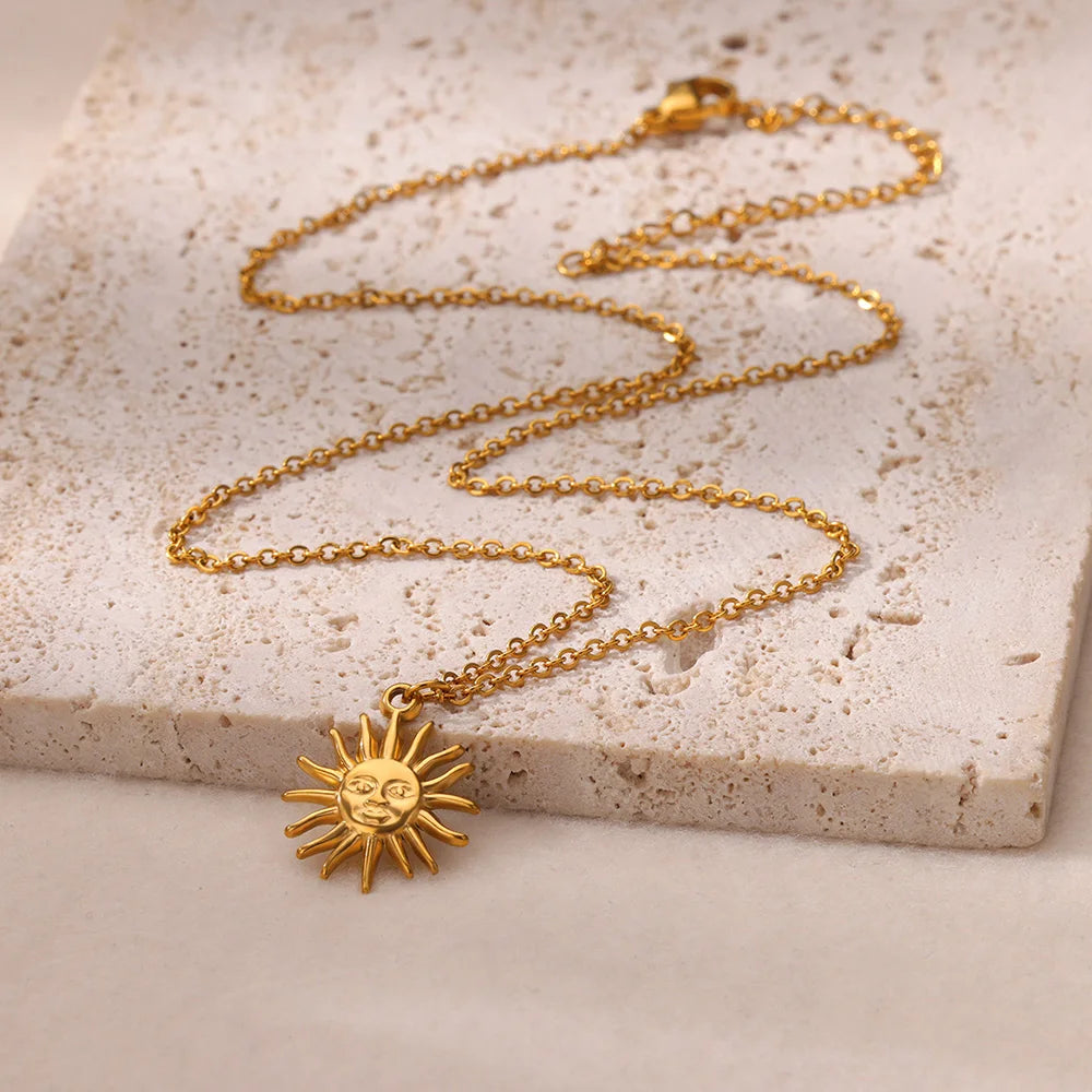 Stainless Steel Geometric Necklace For Women Fashion Sun Sunflower Pendant Clavicle Chain Aesthetic Jewelry Accessories Femme